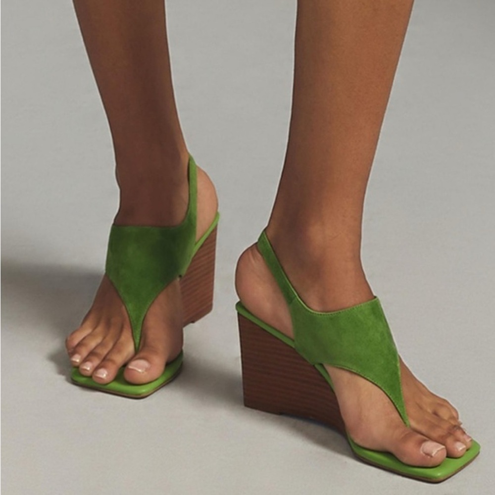 Jeffrey Campbell Green Wedge Heel Thong Sandals Size 8